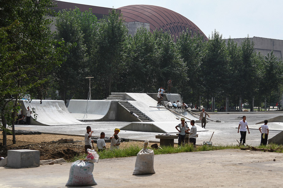 Escort girls in Pyongyang
